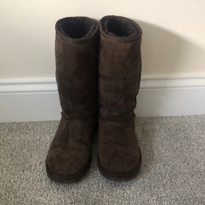 Brown tall classic uggs
